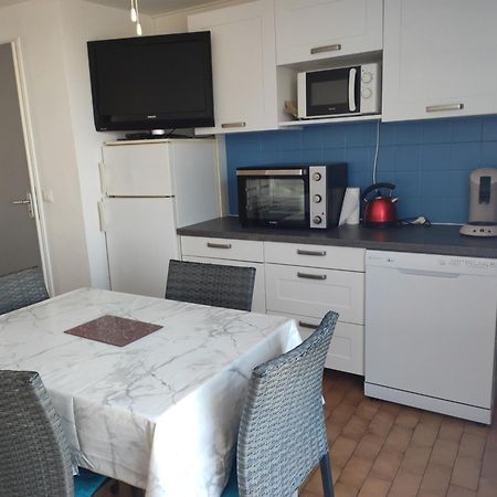 Appartement T2 Avec Piscine, Proche De La Plage Et Du Port Gruissan Esterno foto