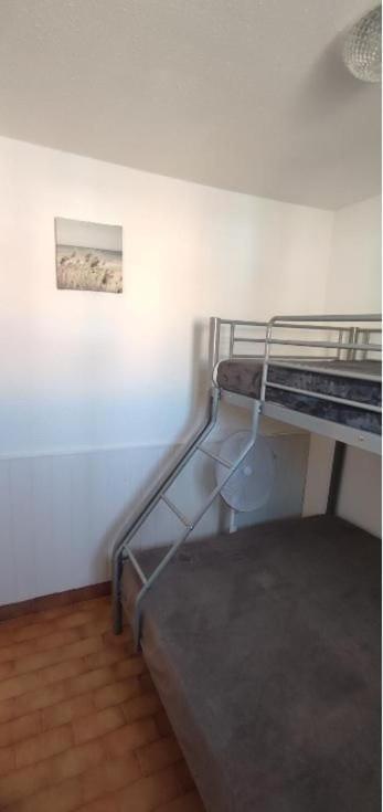 Appartement T2 Avec Piscine, Proche De La Plage Et Du Port Gruissan Esterno foto