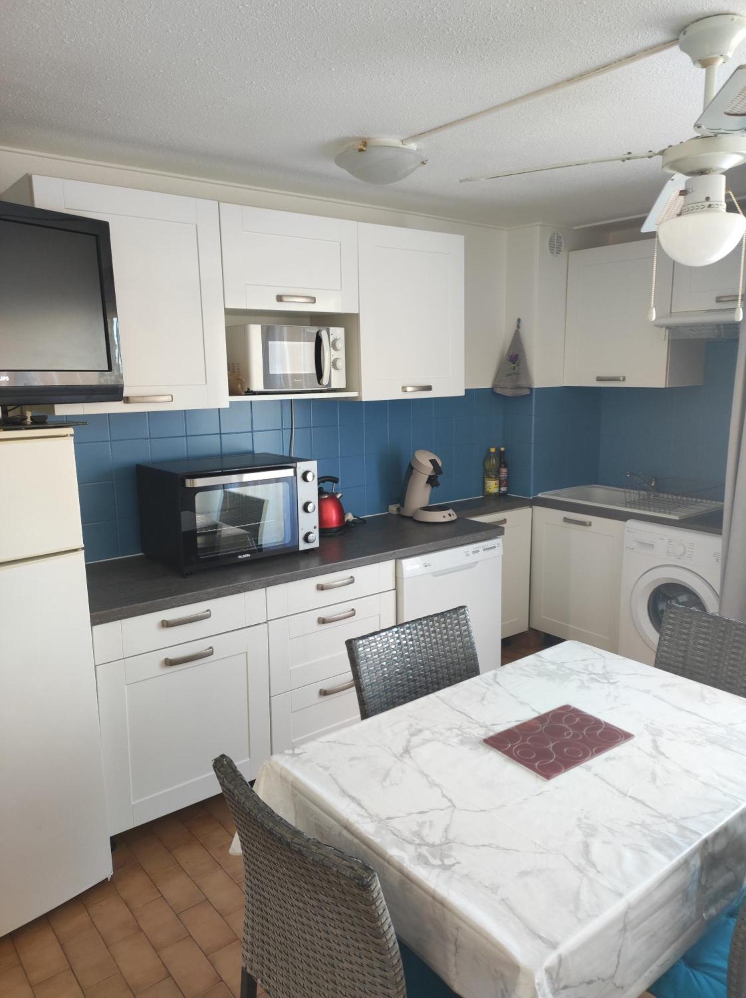 Appartement T2 Avec Piscine, Proche De La Plage Et Du Port Gruissan Esterno foto
